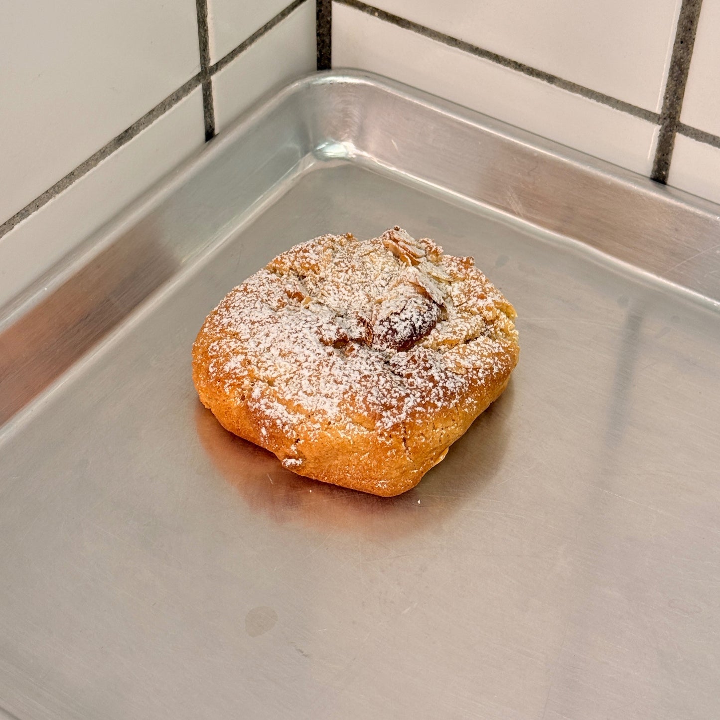 Almond Croissant Cookie (vegan)